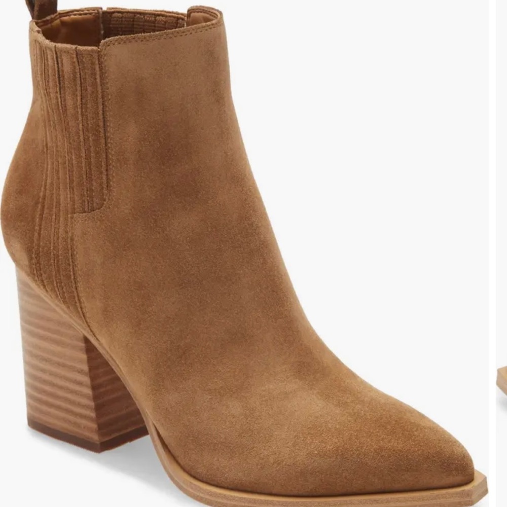 Marc Fisher Oshay Bootie - natural suede size 8